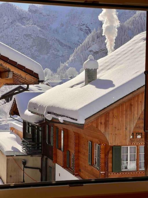 Apartamento Alpine Chalet Kandersteg Exterior foto